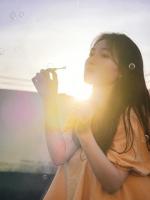 靠着系统，我成了人人羡慕的神豪